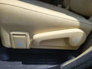 Toyota Highlander 2017 AWD XLE 4dr SUV