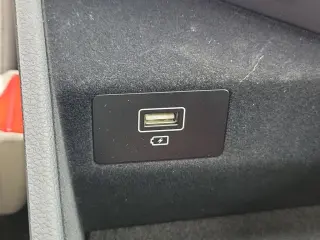 Genesis G70 2022 3.3T Standard 4dr Sedan