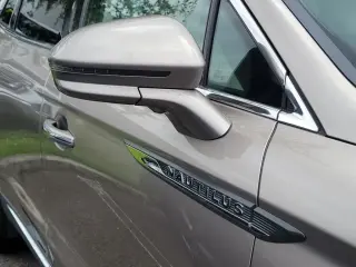 Lincoln Nautilus 2019 Reserve 4dr SUV
