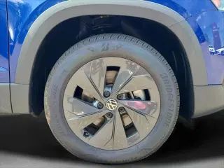 Volkswagen Taos 2023 SE 4dr SUV
