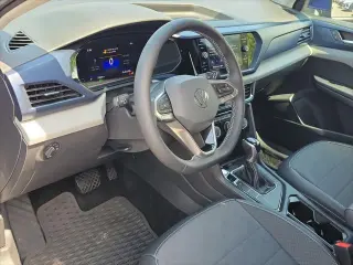 Volkswagen Taos 2023 SE 4dr SUV