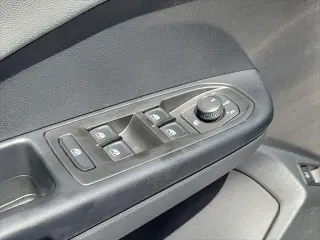 Volkswagen Taos 2023 SE 4dr SUV