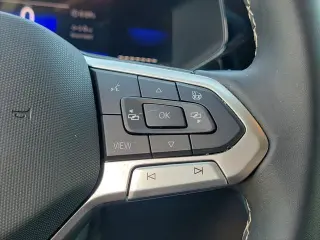 Volkswagen Taos 2023 SE 4dr SUV