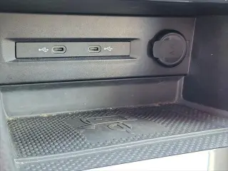 Volkswagen Taos 2023 SE 4dr SUV