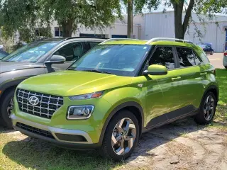 Hyundai VENUE 2024 SEL 4dr Crossover