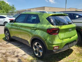 Hyundai VENUE 2024 SEL 4dr Crossover