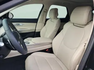 Genesis GV70 2023 AWD 2.5T Standard 4dr SUV