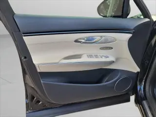 Genesis GV70 2023 AWD 2.5T Standard 4dr SUV