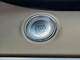 Genesis GV70 2023 AWD 2.5T Standard 4dr SUV