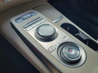 Genesis GV70 2023 AWD 2.5T Standard 4dr SUV