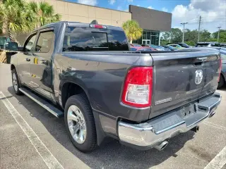 Ram 1500 2020 4x2 Big Horn 4dr Crew Cab 5.6 ft. SB Pickup