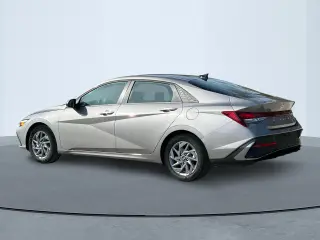 Hyundai ELANTRA 2024 SEL 4dr Sedan