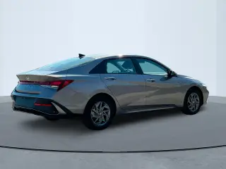 Hyundai ELANTRA 2024 SEL 4dr Sedan