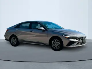 Hyundai ELANTRA 2024 SEL 4dr Sedan