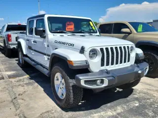 Jeep Gladiator 2022 4x4 Sport 4dr Crew Cab 5.0 ft. SB