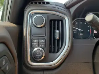 GMC Sierra 1500 2019 4x2 Denali 4dr Crew Cab 5.8 ft. SB