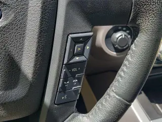 Ford Expedition 2017 4x4 XLT 4dr SUV