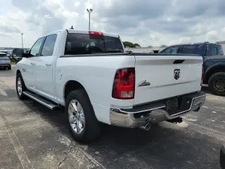 Ram 1500 2017 4x2 Big Horn 4dr Crew Cab 5.5 ft. SB Pickup