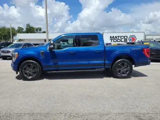 Ford F-150 2023 4x2 XL 4dr SuperCrew 5.5 ft. SB