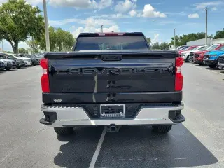 Chevrolet Silverado 1500 2023 4x2 LT 4dr Crew Cab 5.8 ft. SB