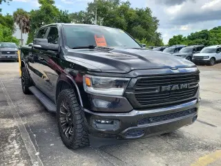 Ram 1500 2022 4x2 Laramie 4dr Crew Cab 5.6 ft. SB Pickup