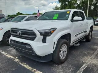 Toyota Tacoma 2024 4x2 SR5 4dr Double Cab 5.0 ft SB