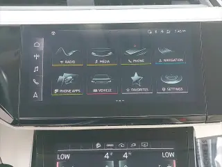 Audi Q8 e-tron 2024 AWD quattro Premium Plus 4dr SUV