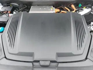 Audi Q8 e-tron 2024 AWD quattro Premium Plus 4dr SUV