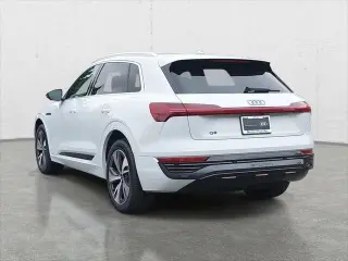 Audi Q8 e-tron 2024 AWD quattro Premium Plus 4dr SUV