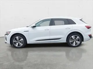 Audi Q8 e-tron 2024 AWD quattro Premium Plus 4dr SUV