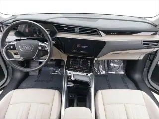 Audi Q8 e-tron 2024 AWD quattro Premium Plus 4dr SUV