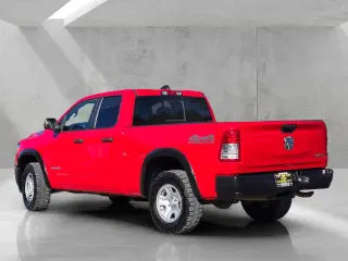 Ram 1500 2022 4x4 Tradesman 4dr Quad Cab 6.4 ft. SB Pickup