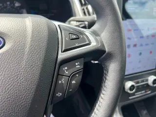 Ford Edge 2023 AWD Titanium 4dr Crossover