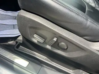 Ford Edge 2023 AWD Titanium 4dr Crossover