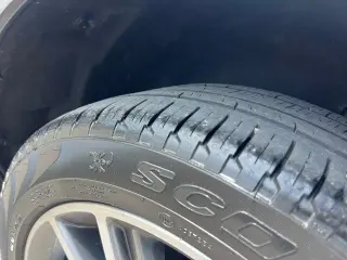 Ford Edge 2023 AWD Titanium 4dr Crossover