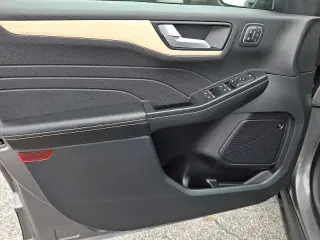 Ford Escape 2022 AWD Titanium 4dr SUV