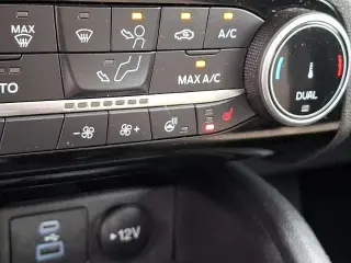 Ford Escape 2022 AWD Titanium 4dr SUV