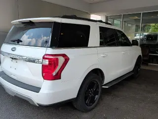 Ford Expedition 2021 4x4 XLT 4dr SUV