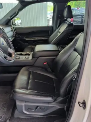 Ford Expedition 2021 4x4 XLT 4dr SUV