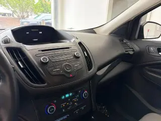 Ford Escape 2017 AWD SE 4dr SUV