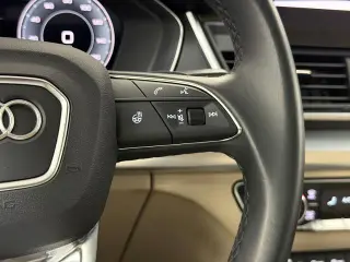 Audi Q5 2025 AWD quattro S line Premium 45 TFSI 4dr SUV