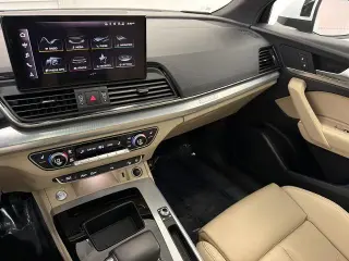 Audi Q5 2025 AWD quattro S line Premium 45 TFSI 4dr SUV