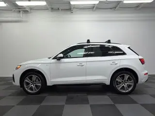Audi Q5 2025 AWD quattro S line Premium 45 TFSI 4dr SUV