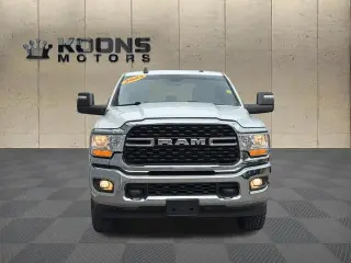 Ram 2500 2023 4x4 Big Horn 4dr Crew Cab 8 ft. LB Pickup