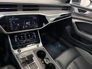 Audi A6 2024 AWD quattro Premium Plus 55 TFSI 4dr Sedan