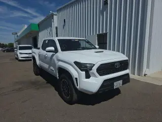 Toyota Tacoma 2024 4x2 SR5 4dr Double Cab 5.0 ft SB