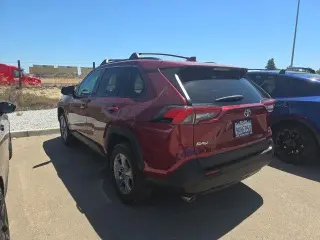 Toyota RAV4 2024 AWD XLE 4dr SUV