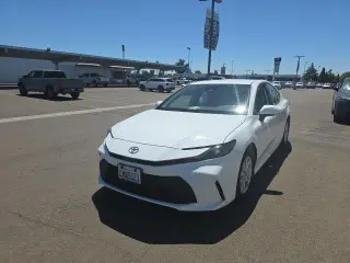 Toyota Camry 2025 SE 4dr Sedan