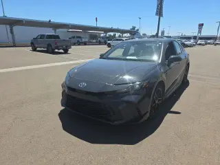 Toyota Camry 2025 SE 4dr Sedan