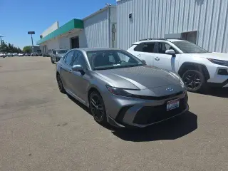 Toyota Camry 2025 SE 4dr Sedan